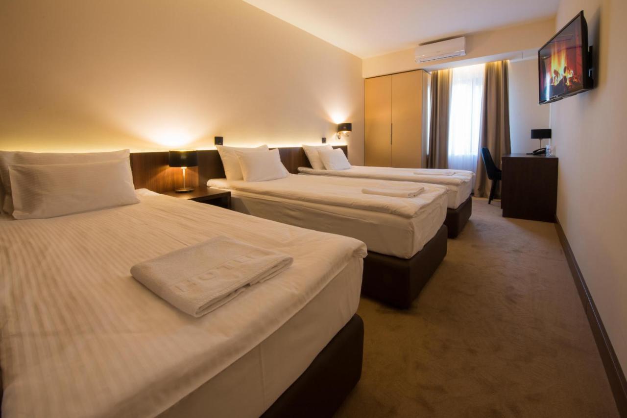 Hotel Spa Grad Kovin Екстериор снимка